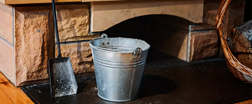 Clean The Fireplace Mantle And Hearth in Town 'n' Country, Florida